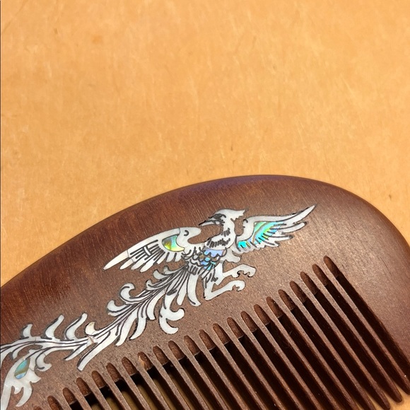 Wooden Comb - Picture 2 of 8